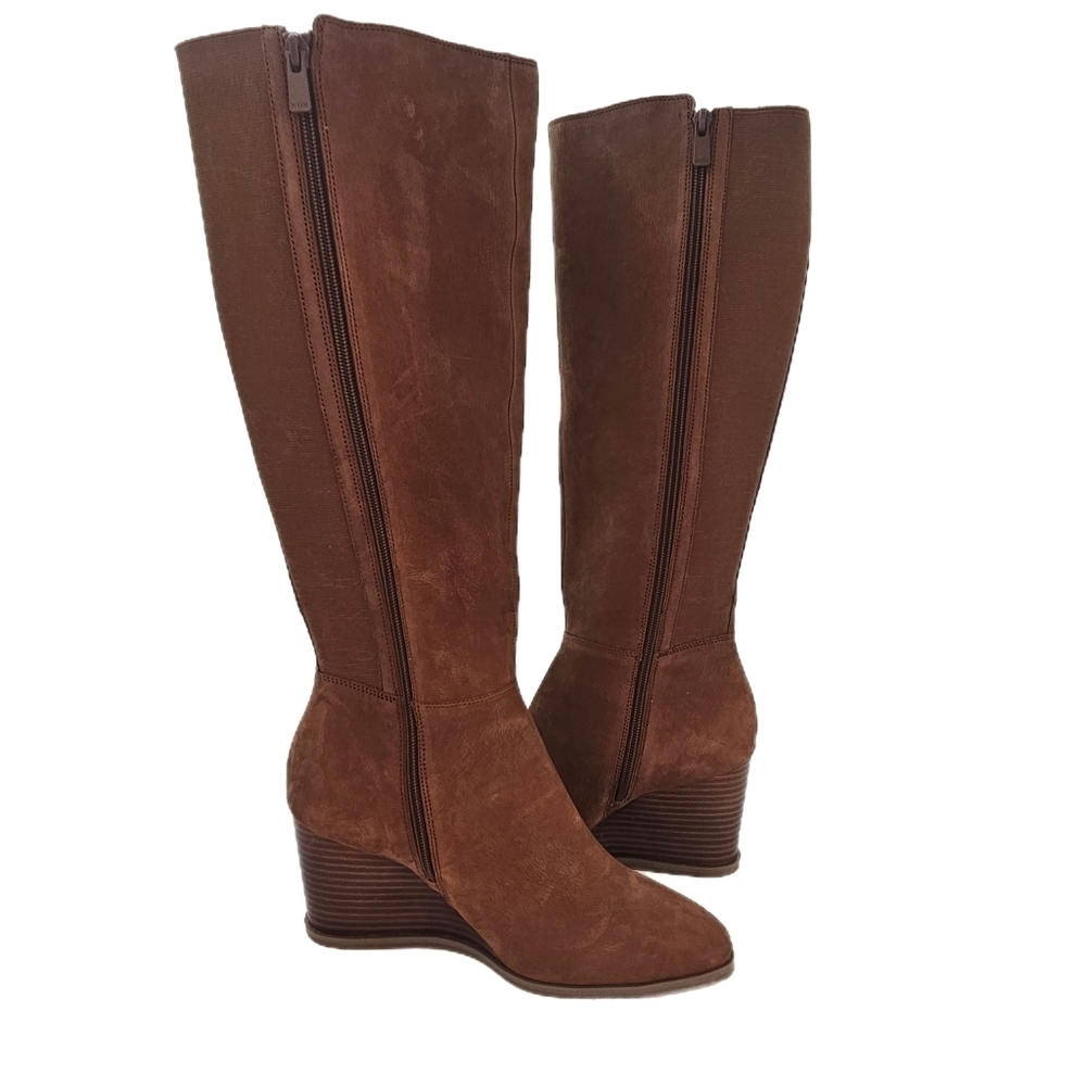 NYDJ Jessica Knee-High Wedge Boots Cognac Women’s NWOB Size 9.5 - Picture 2 of 13